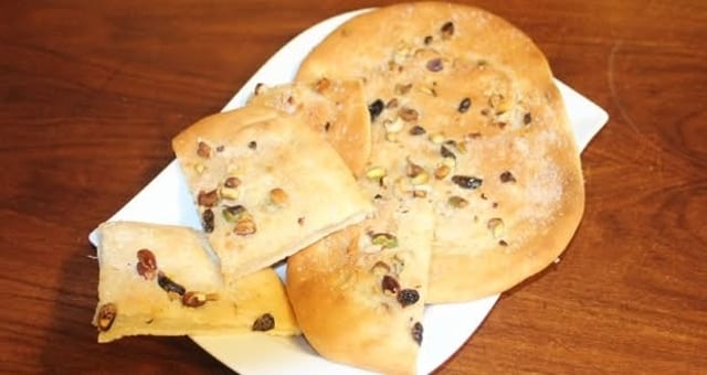 Kashmiri Naan.